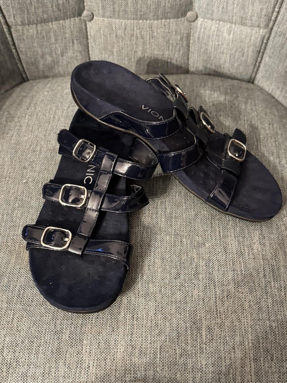 Vionic Sandals Womens 8 Blue Patent Slide Triple Buckle Comfort Orthotic MISA
